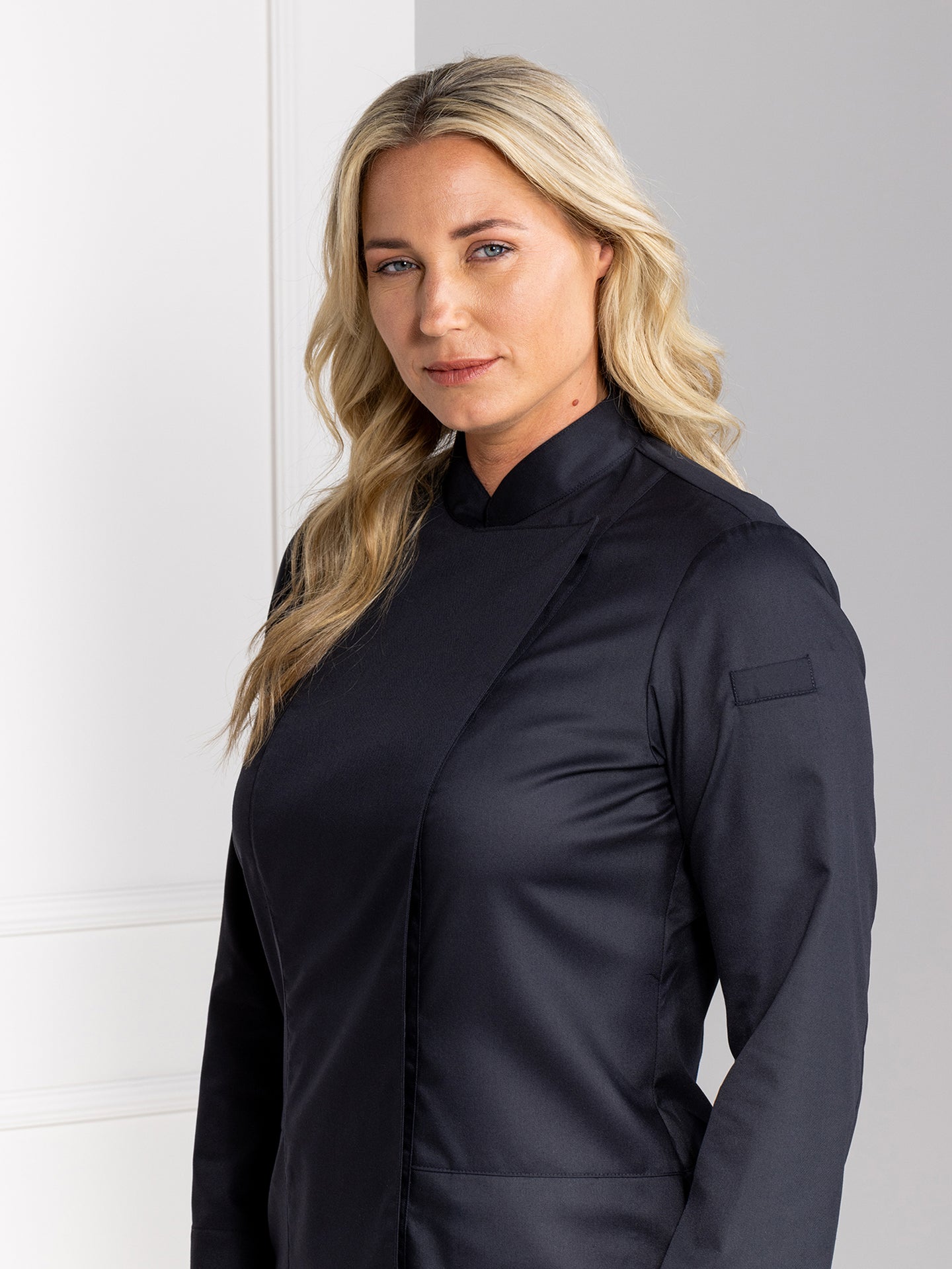 Lynn Schwarz Dark Slate Gray Lynn Black Le Nouveau Chef