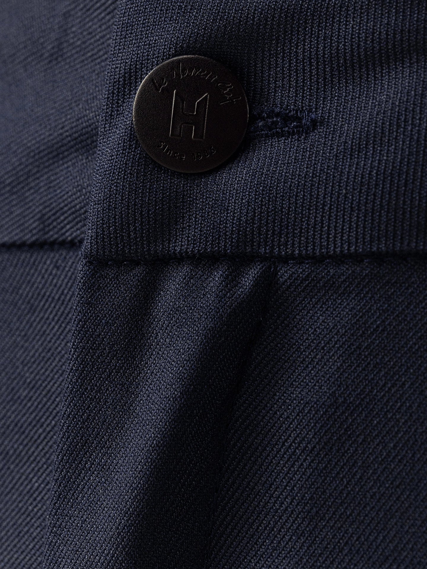 Black Savannah Deep Blue Le Nouveau Chef Black Savannah Deep Blue Le Nouveau Chef