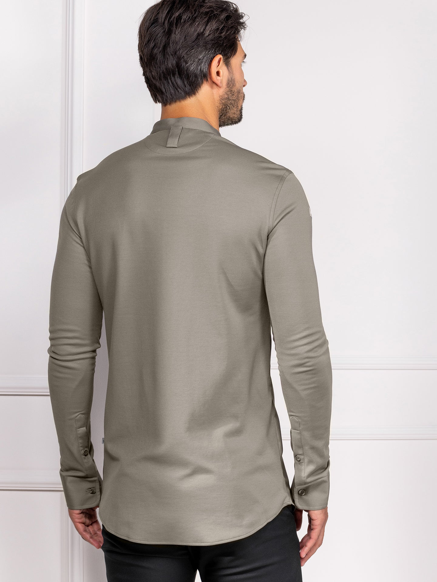 Light Gray Lucas Olivette Le Nouveau Chef Light Gray Lucas Olivette Le Nouveau Chef