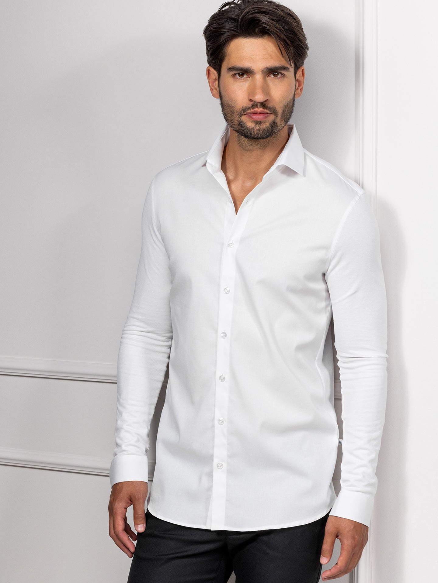 Light Gray Liam White Le Nouveau Chef Light Gray Liam White Le Nouveau Chef