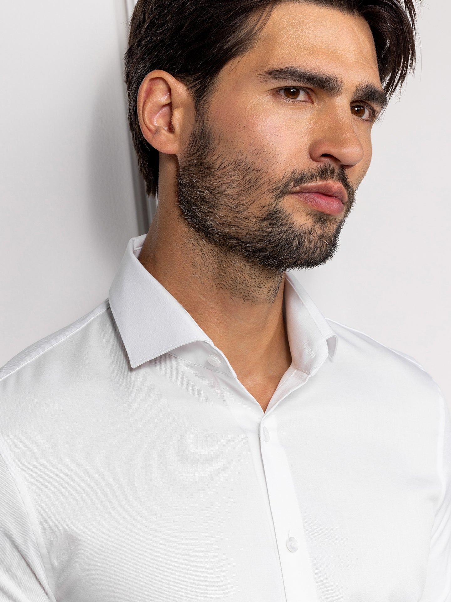 Light Gray Liam White Le Nouveau Chef Light Gray Liam White Le Nouveau Chef